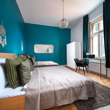 Cavallo Business 2bd 아파트